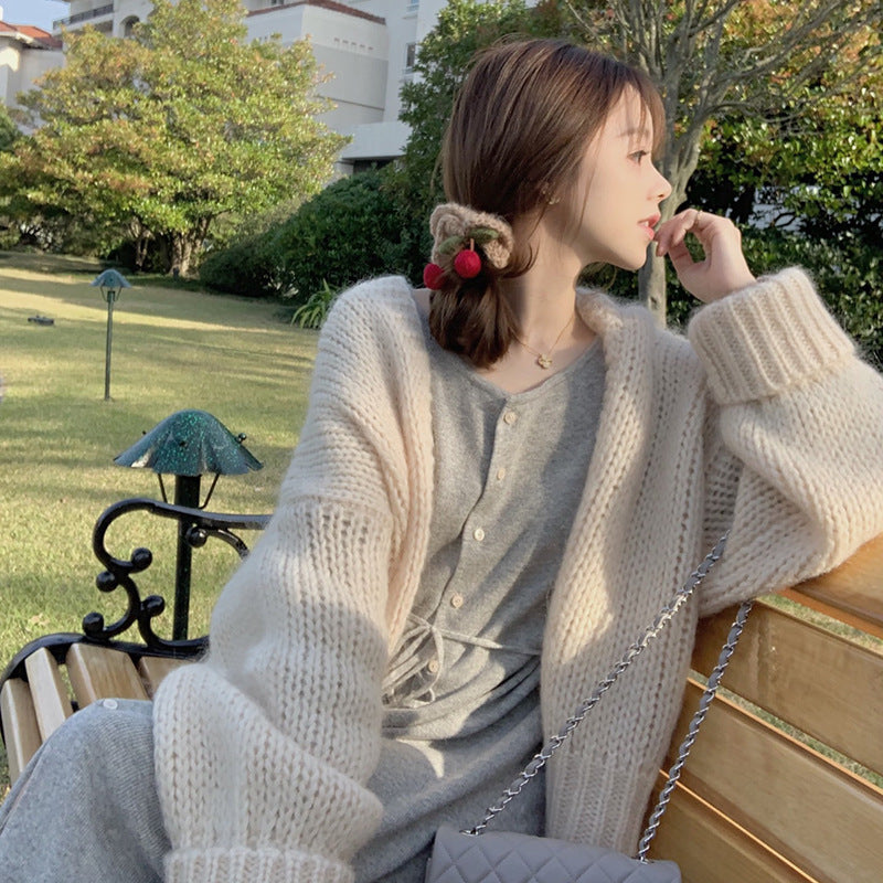 秋冬新作韓国気質モヘア厚手セータージャケット女性用優しいスタイルセーター